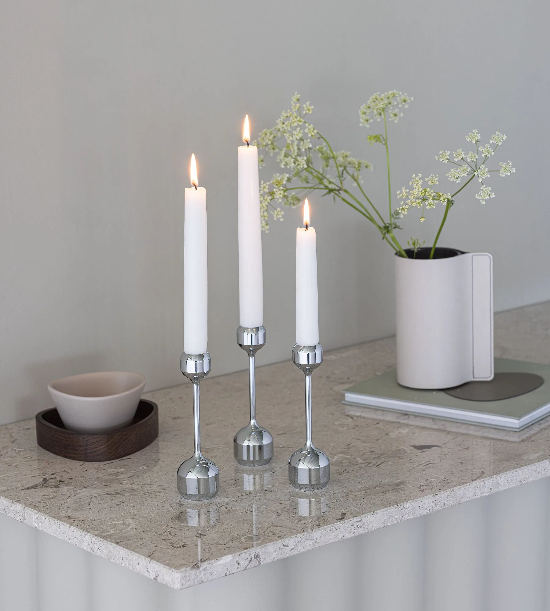 Silhouette ljusstake 145, Chrome LIND DNA