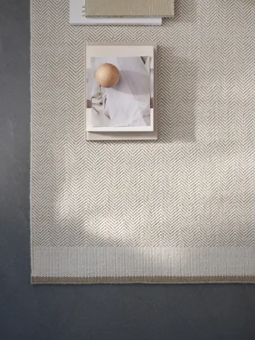 Stratum Echo ullmatta - White, 250x350 cm - Linie Design