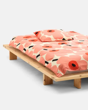 Unikko örngott 50x60 cm - Off white-coral-orange red-charcoal - Marimekko