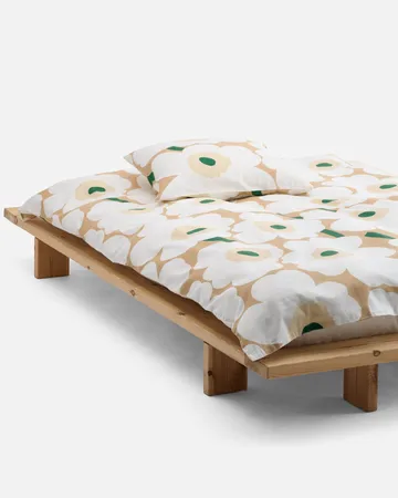 Unikko påslakan 150x210 cm - Sand-off white-hay-emerald - Marimekko