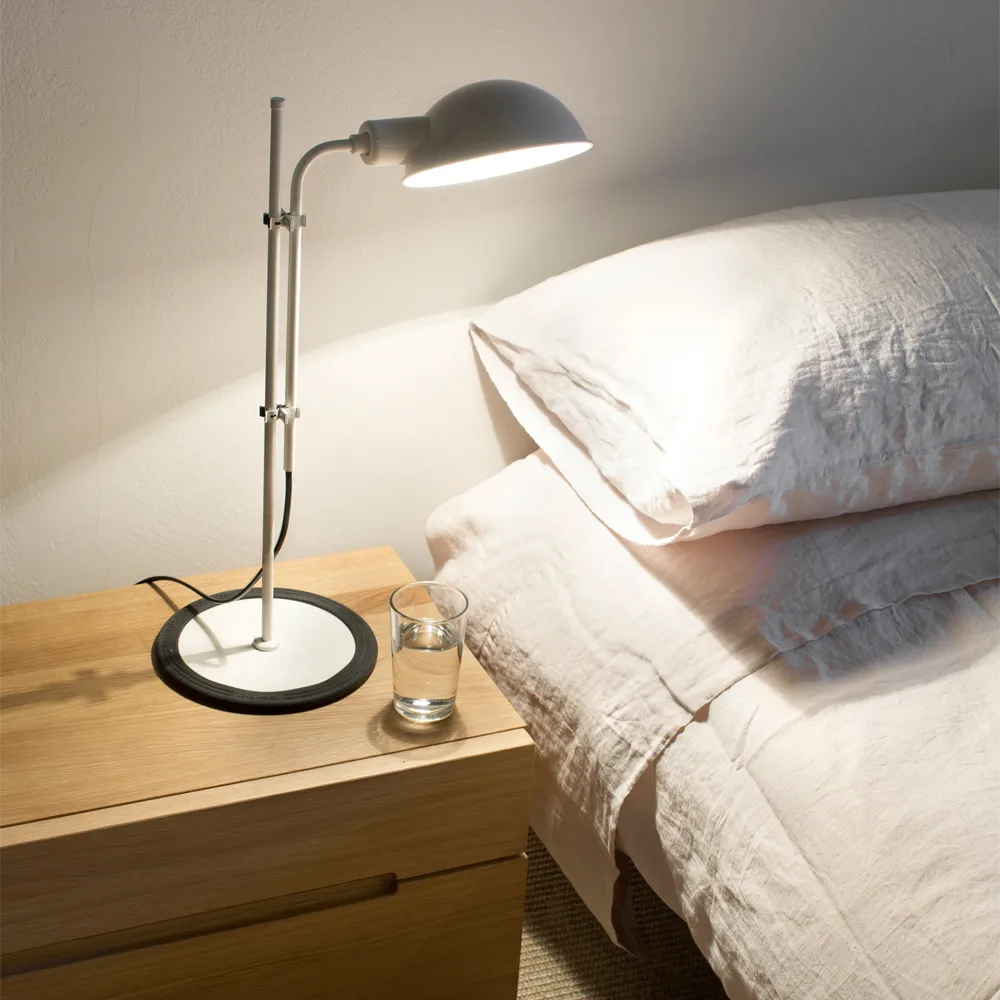 Funiculi bordslampa, moss grey Marset