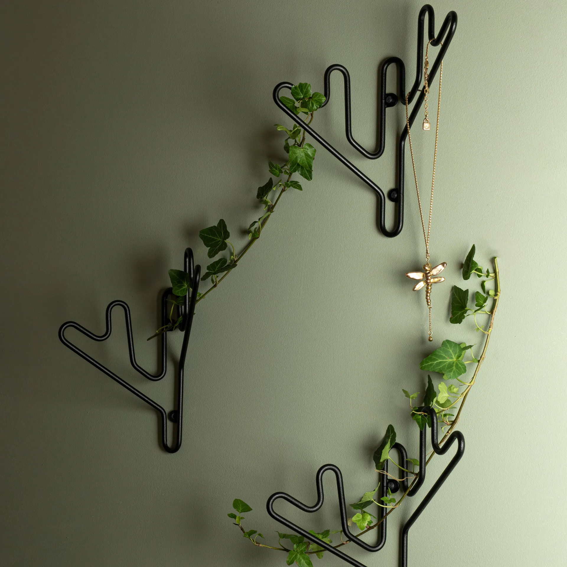 Twig hängare, svart Maze