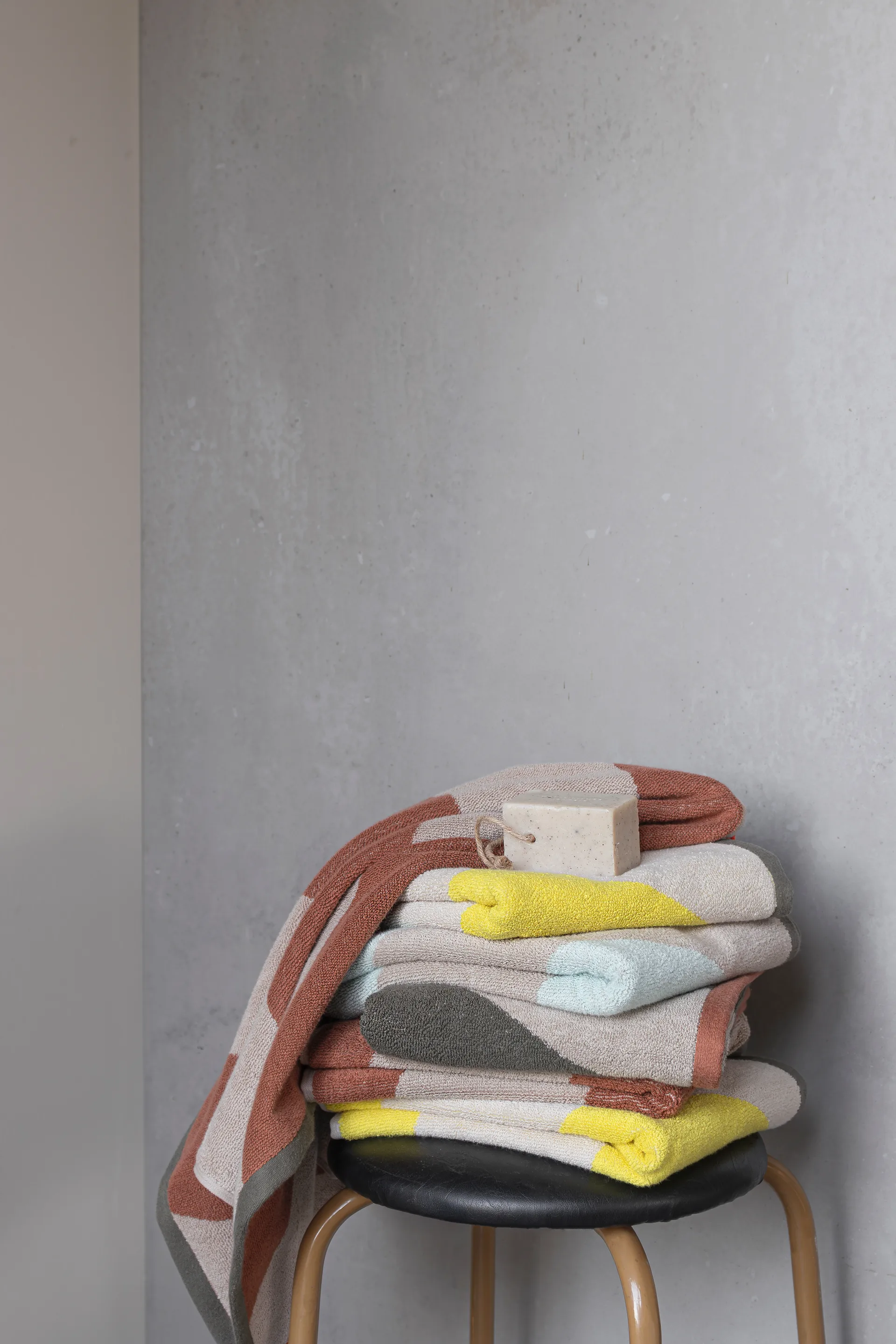 Diagonal handduk, Yellow, 70x133 cm Mette Ditmer