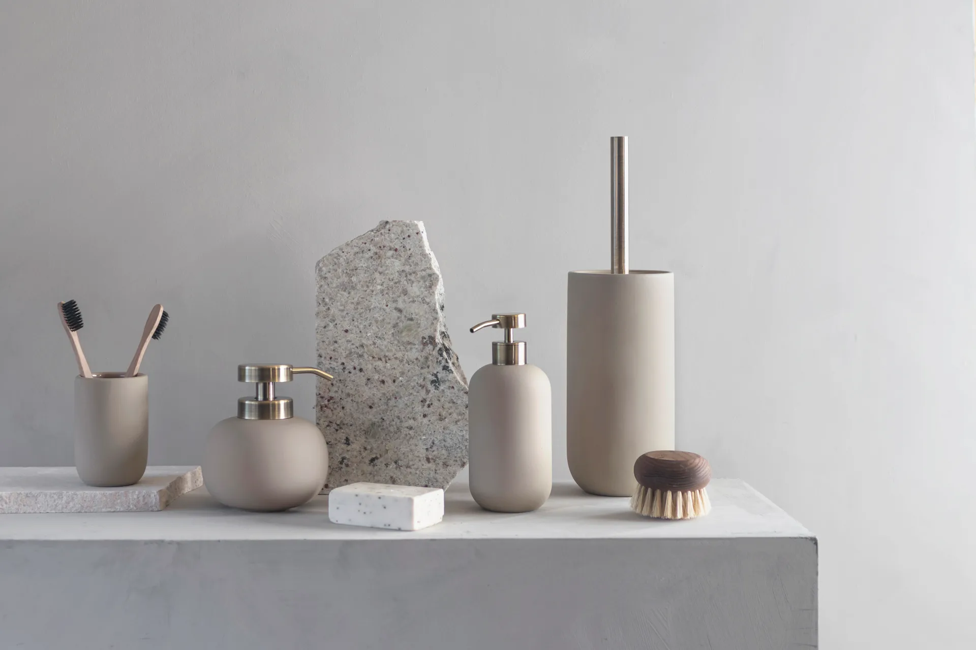 Lotus tvålpump, Sand (off-white) Mette Ditmer