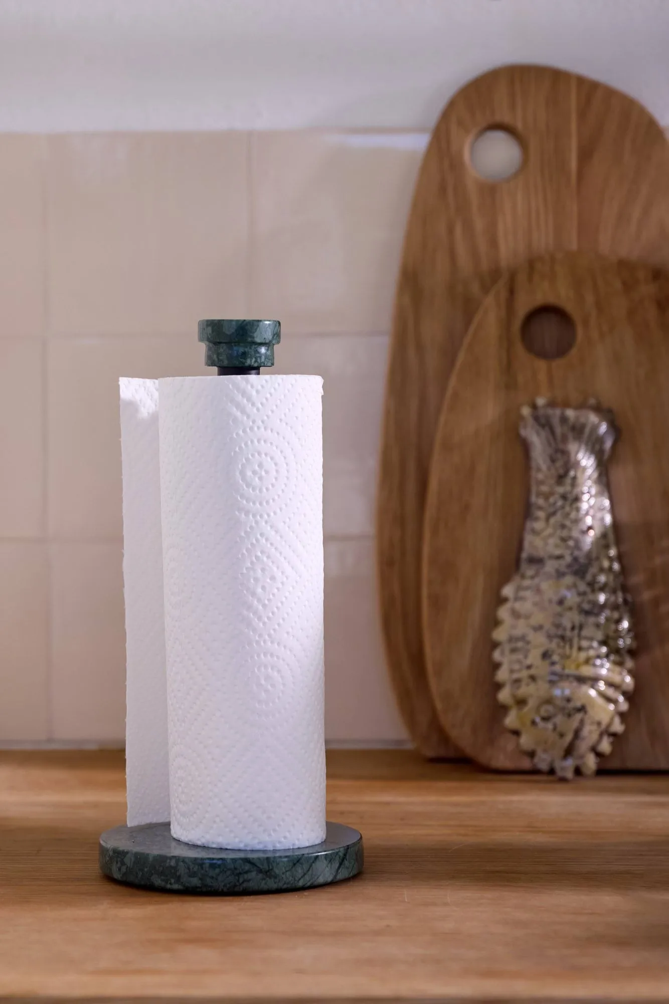 Marble hushållspappershållare, Grön Mette Ditmer
