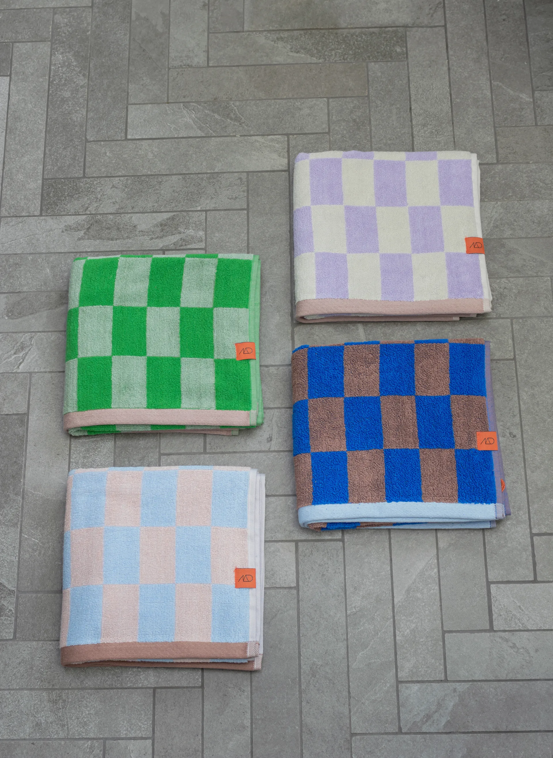 Retro handduk, Lilac, 70x133 cm Mette Ditmer