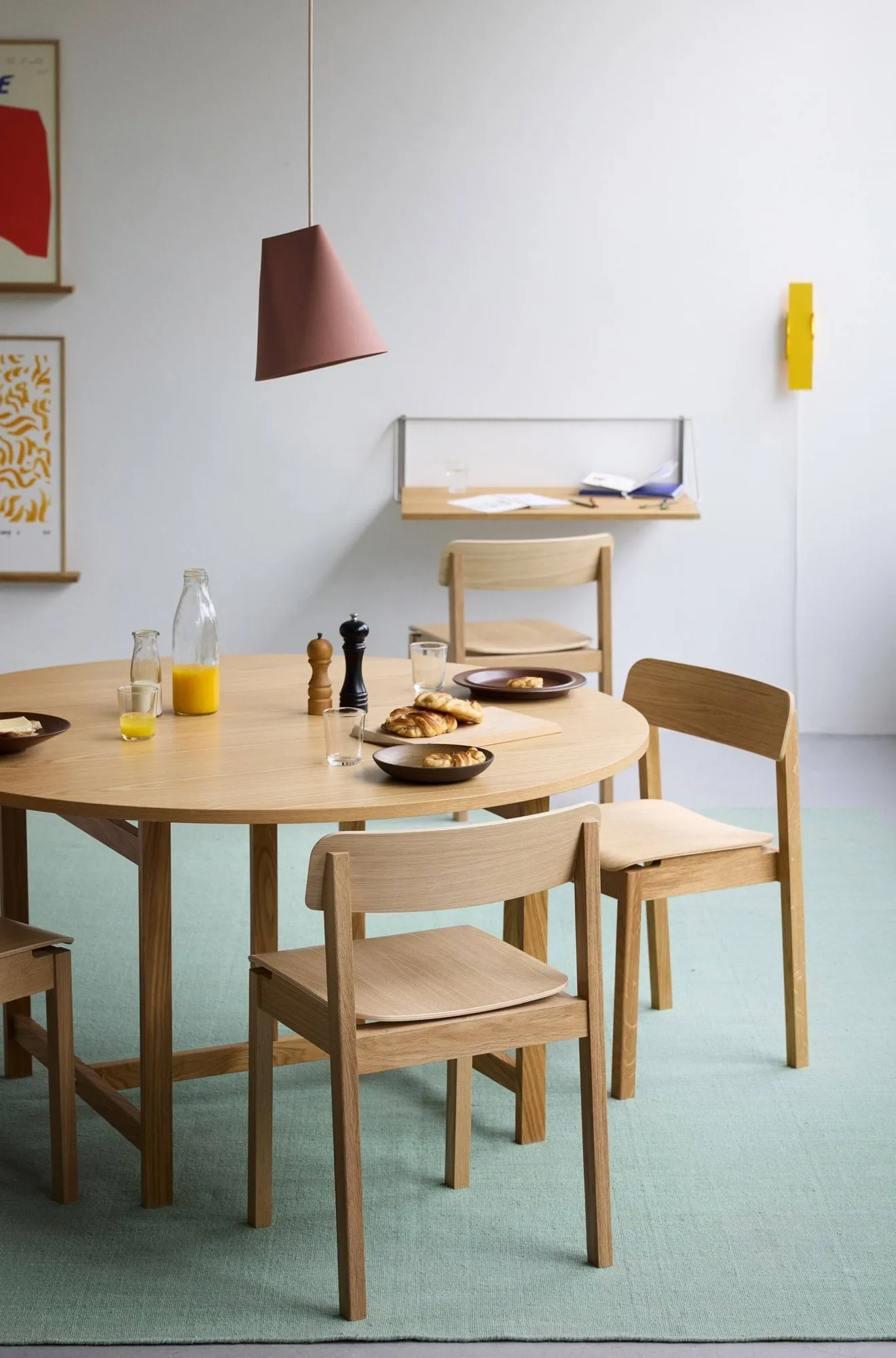 Everyday Chair stol, Lackerad ek MOEBE