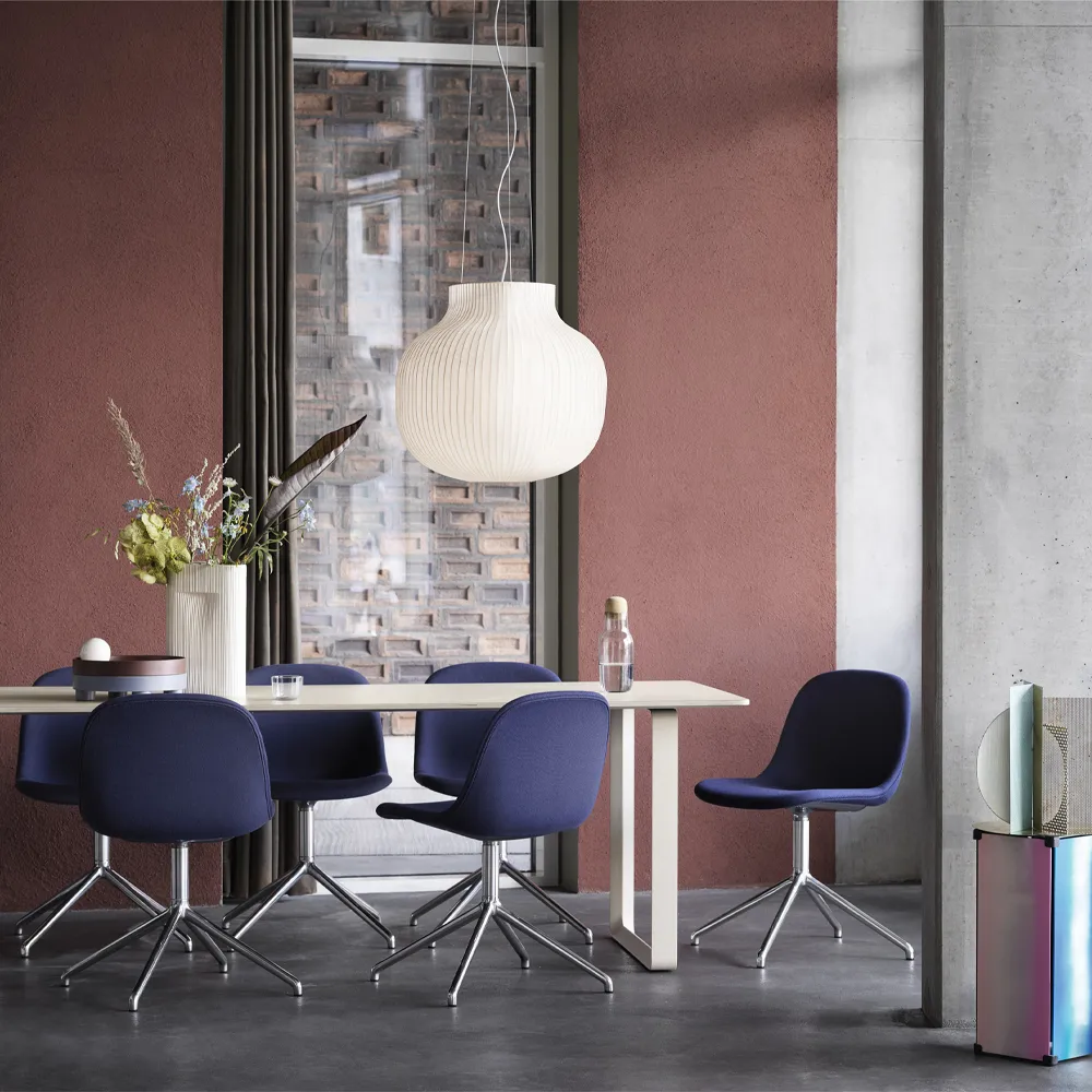 70/70 matbord 225x90 cm, Solid oak-Grey Muuto