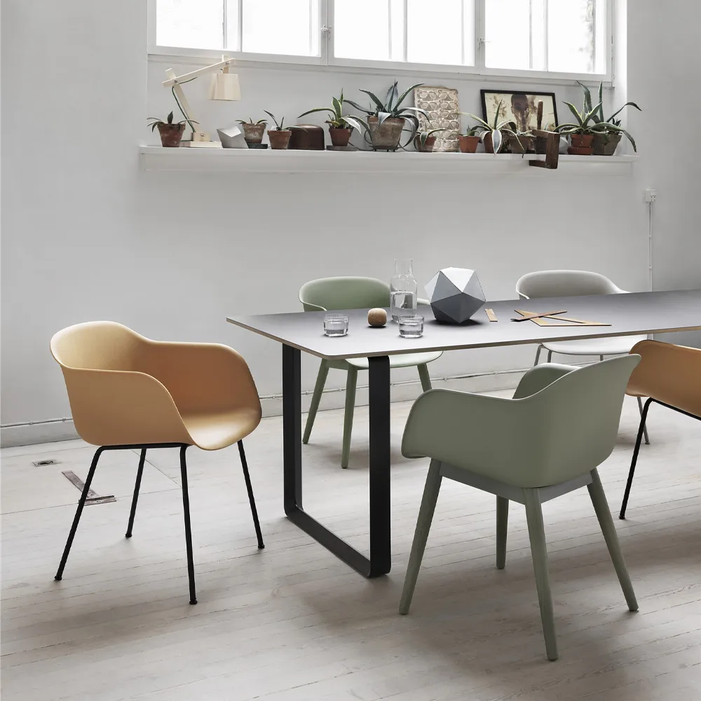 70/70 matbord 255x108 cm, Solid oak-White Muuto