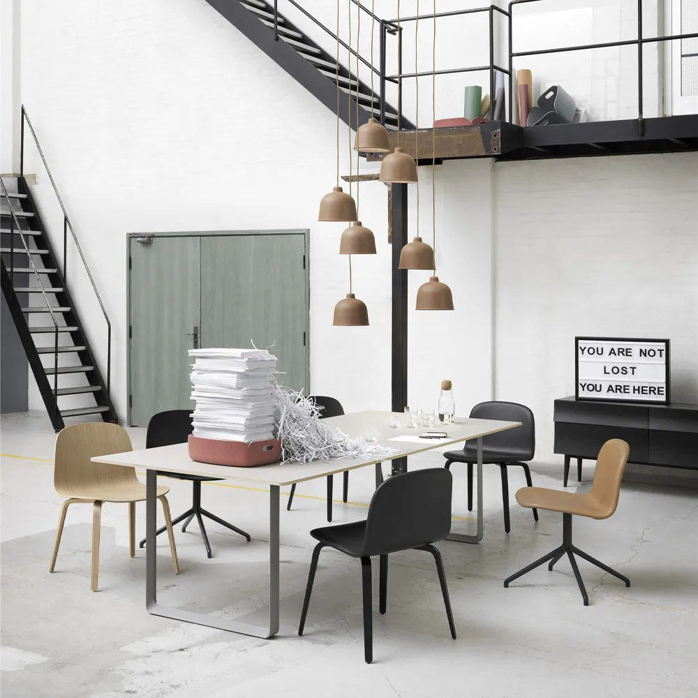 70/70 matbord 255x108 cm, Solid oak-White Muuto