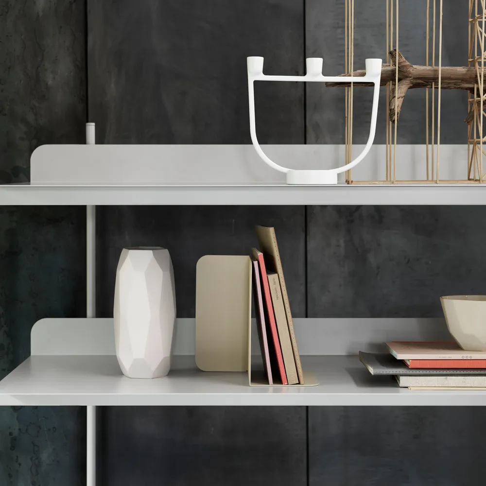 Compile configuration 4 hyllsystem, Black Muuto