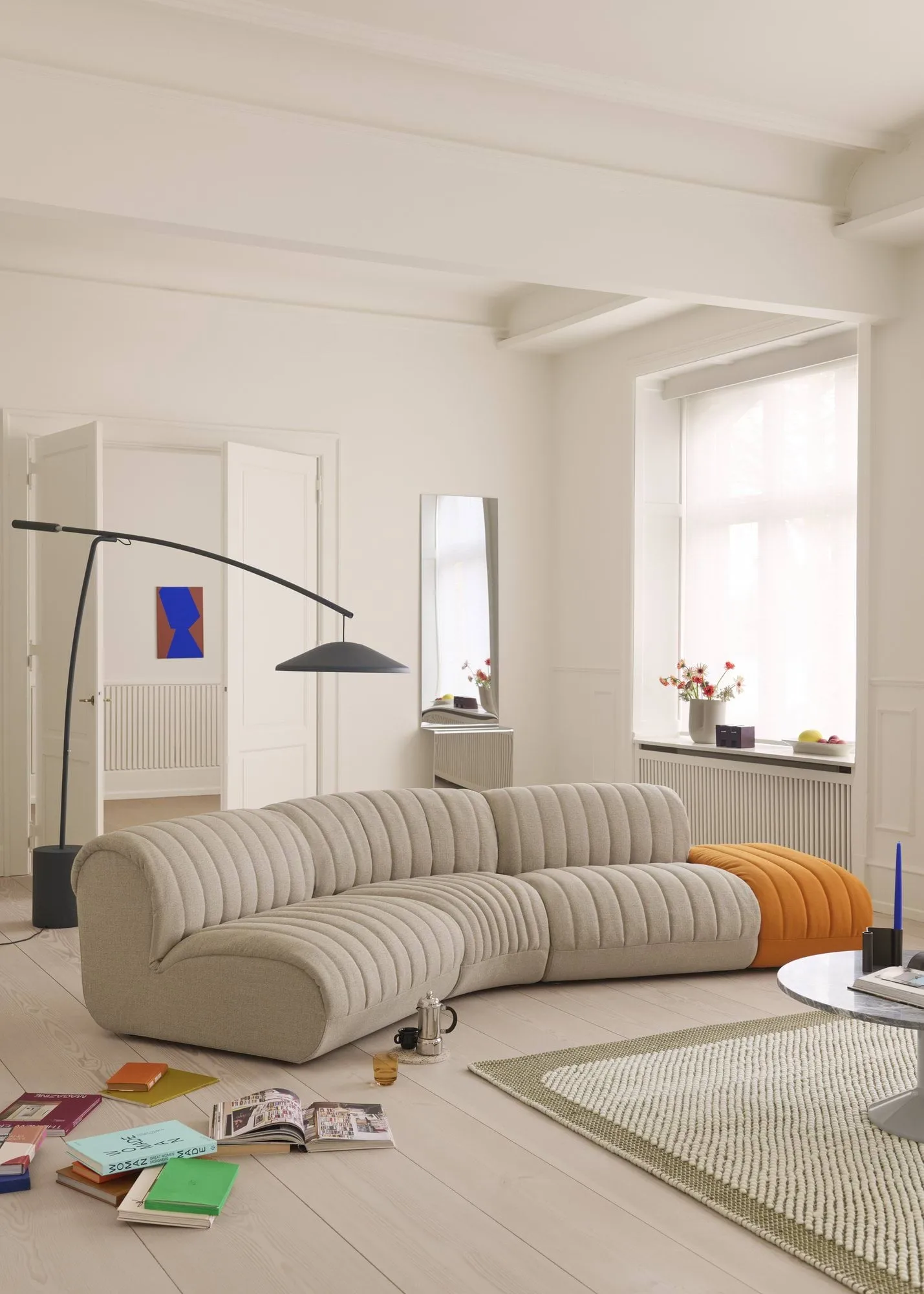 Contra golvlampa, Anthracite black-concrete, 188 cm Muuto Contra golvlampa, Anthracite black-concrete, 188 cm Muuto