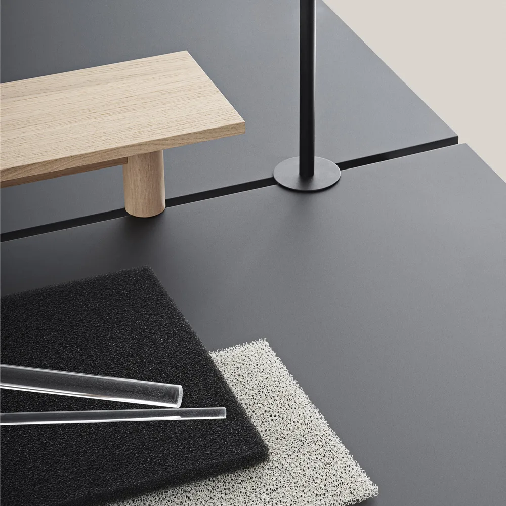 Linear System bricka, Oak Ø24 cm Muuto