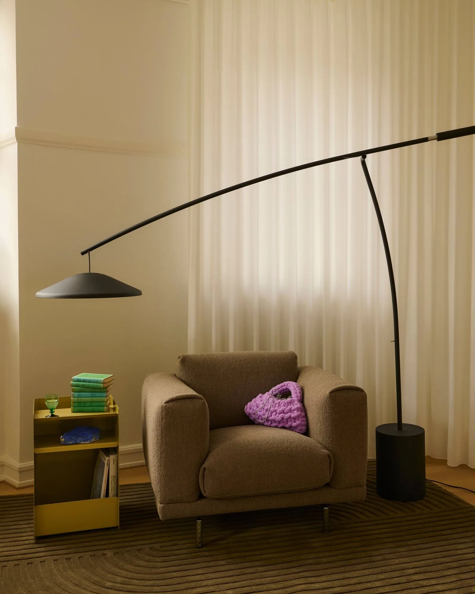 Rest Lounge Chair loungestol, Hearth 6-svarta ben Muuto