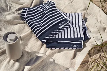 Stripes badhandduk 70x140 cm - Blå - NJRD