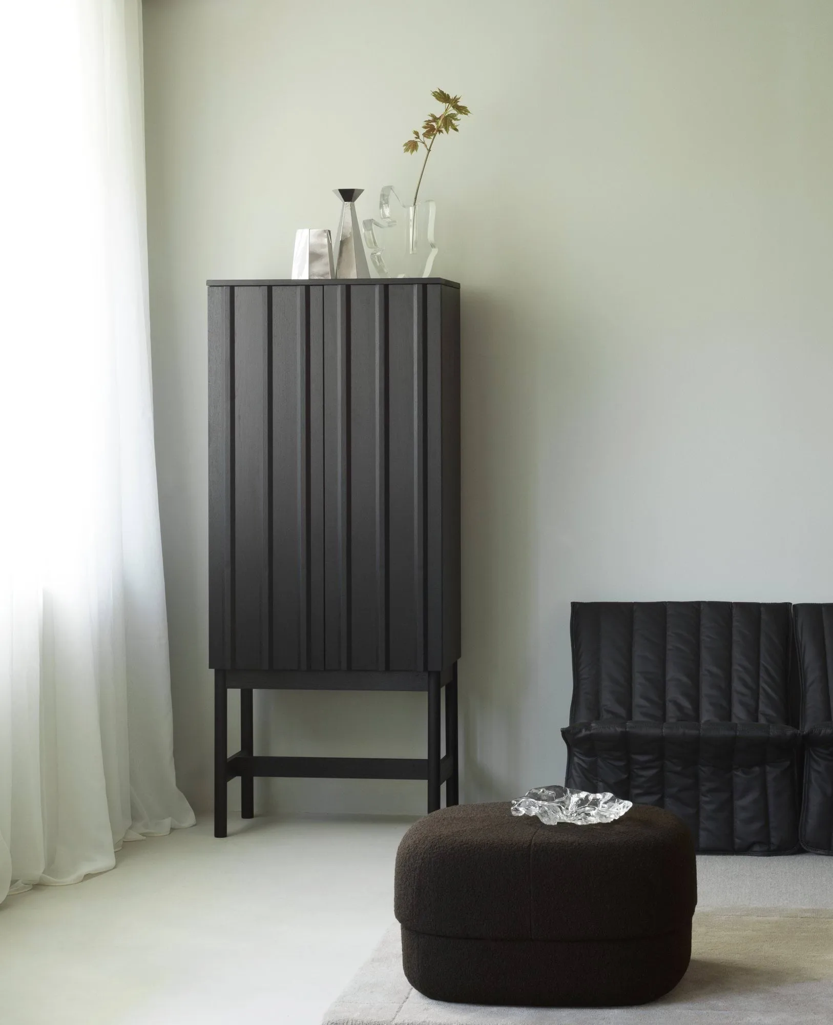 Rib skåp, Soft black, 166,5x70x43 cm Normann Copenhagen
