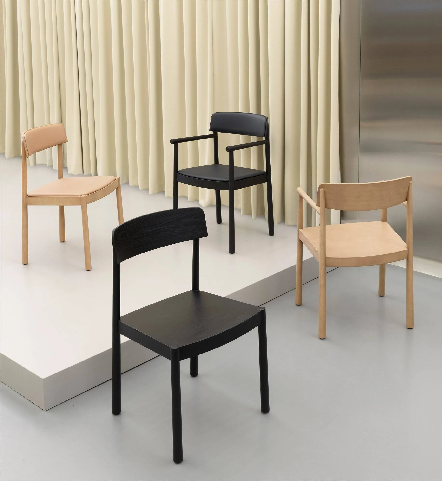Timb stol med dyna, Tan/ Ultra Leather - Camel Normann Copenhagen