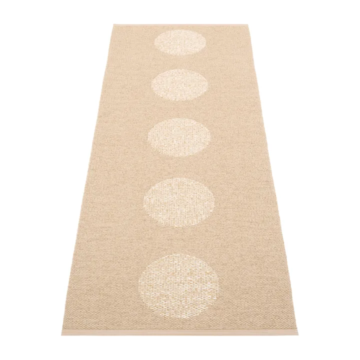 Vera 2.0 plastmatta beige-beige metallic - 70x200 cm - Pappelina