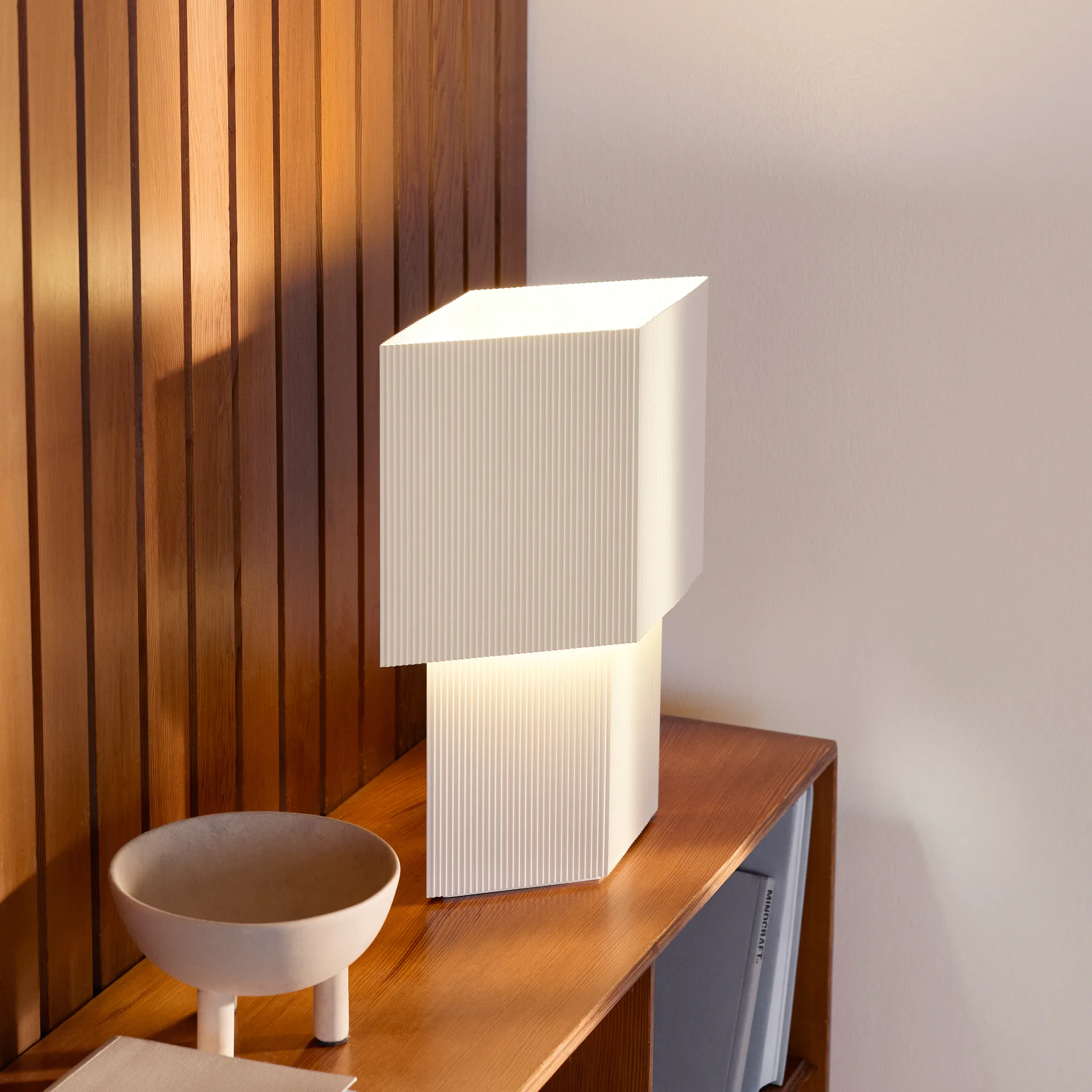 Romb 36 bordslampa, Cotton Pholc