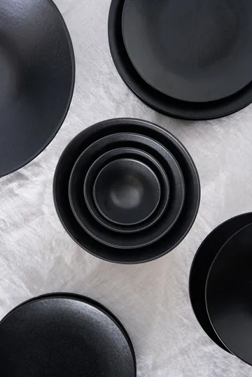 Terra pastatallrik - Svart stengods, Ø22,5 cm - Scandi Living