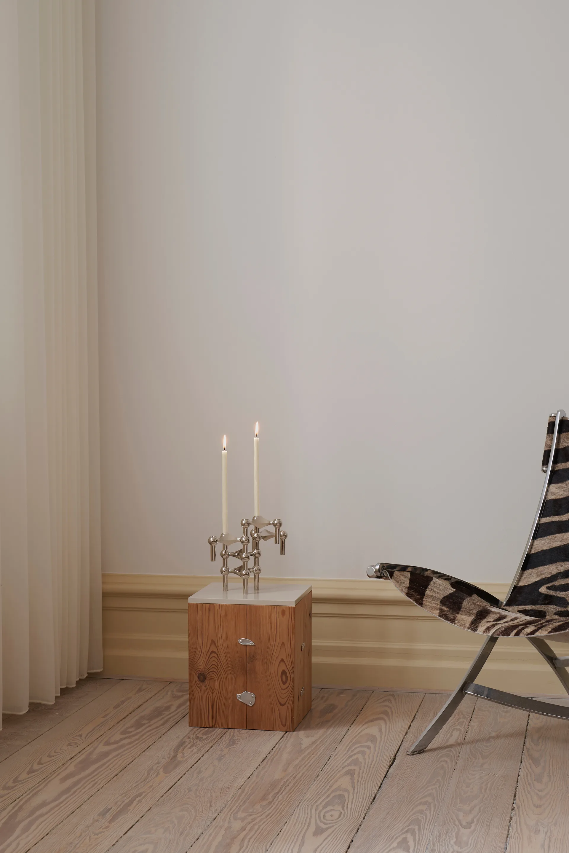 STOFF Nagel ljusstake, krom STOFF Nagel