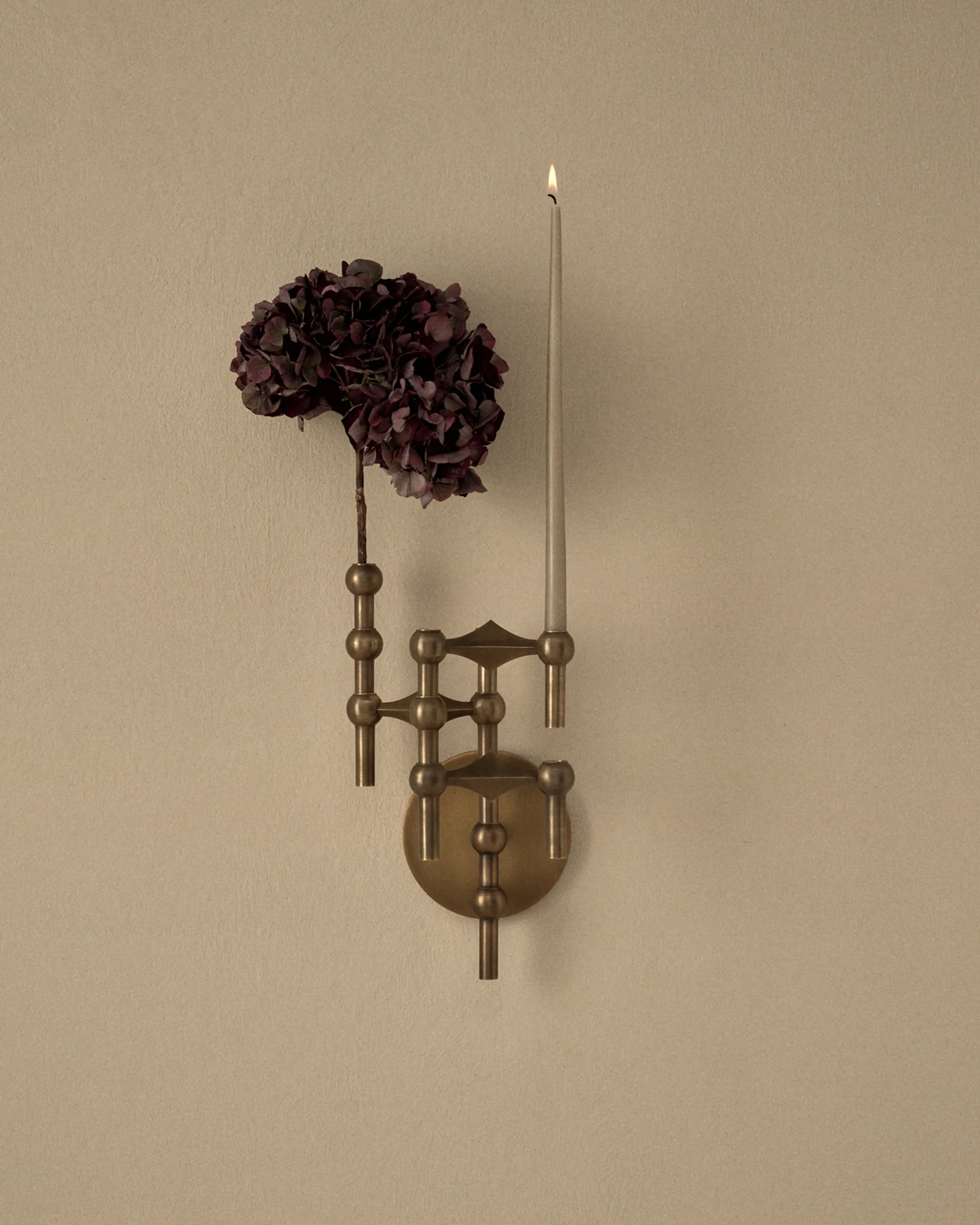STOFF Nagel ljusstake vägg, Bronzed brass STOFF Nagel
