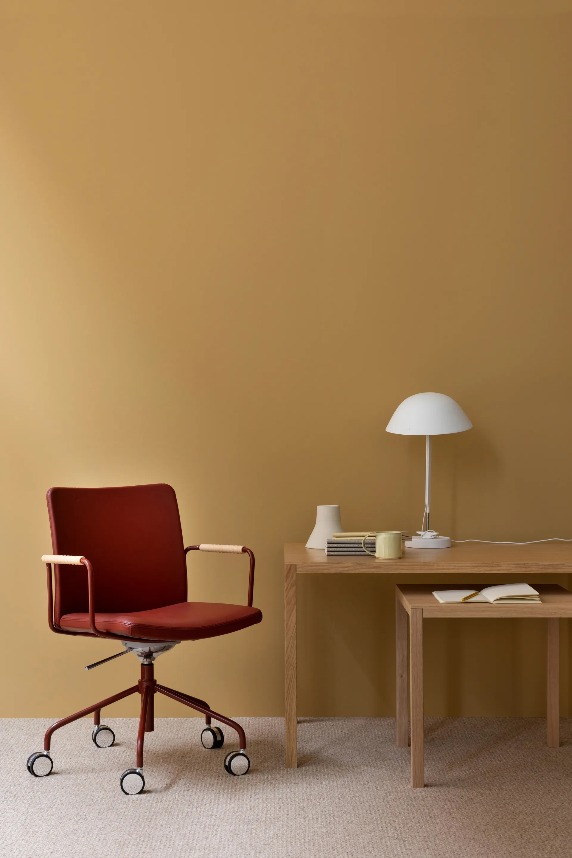 Bespoke bord 90x200 cm, Ek lackad Swedese