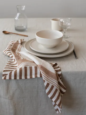 Ella servett 50x50 cm - Hazelnut - Tell Me More