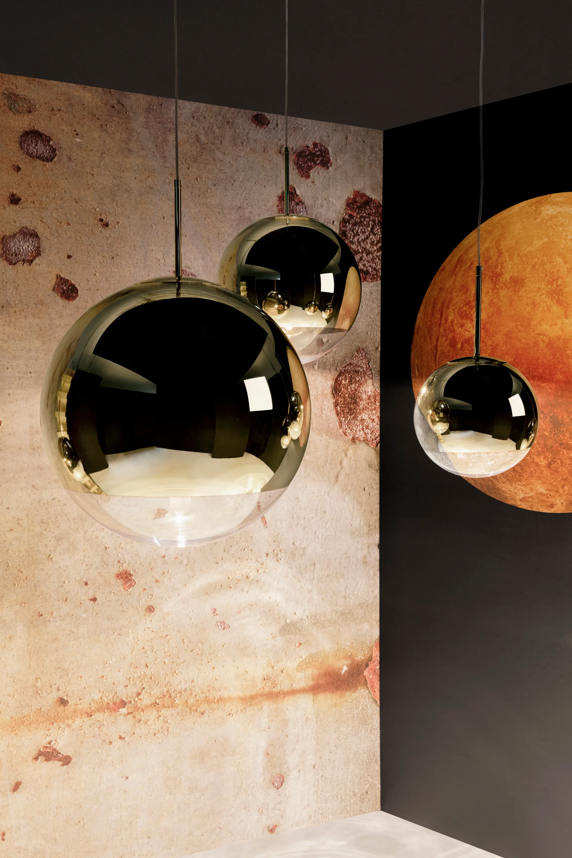 Mirror Ball pendel LED Ø25 cm, Gold Tom Dixon