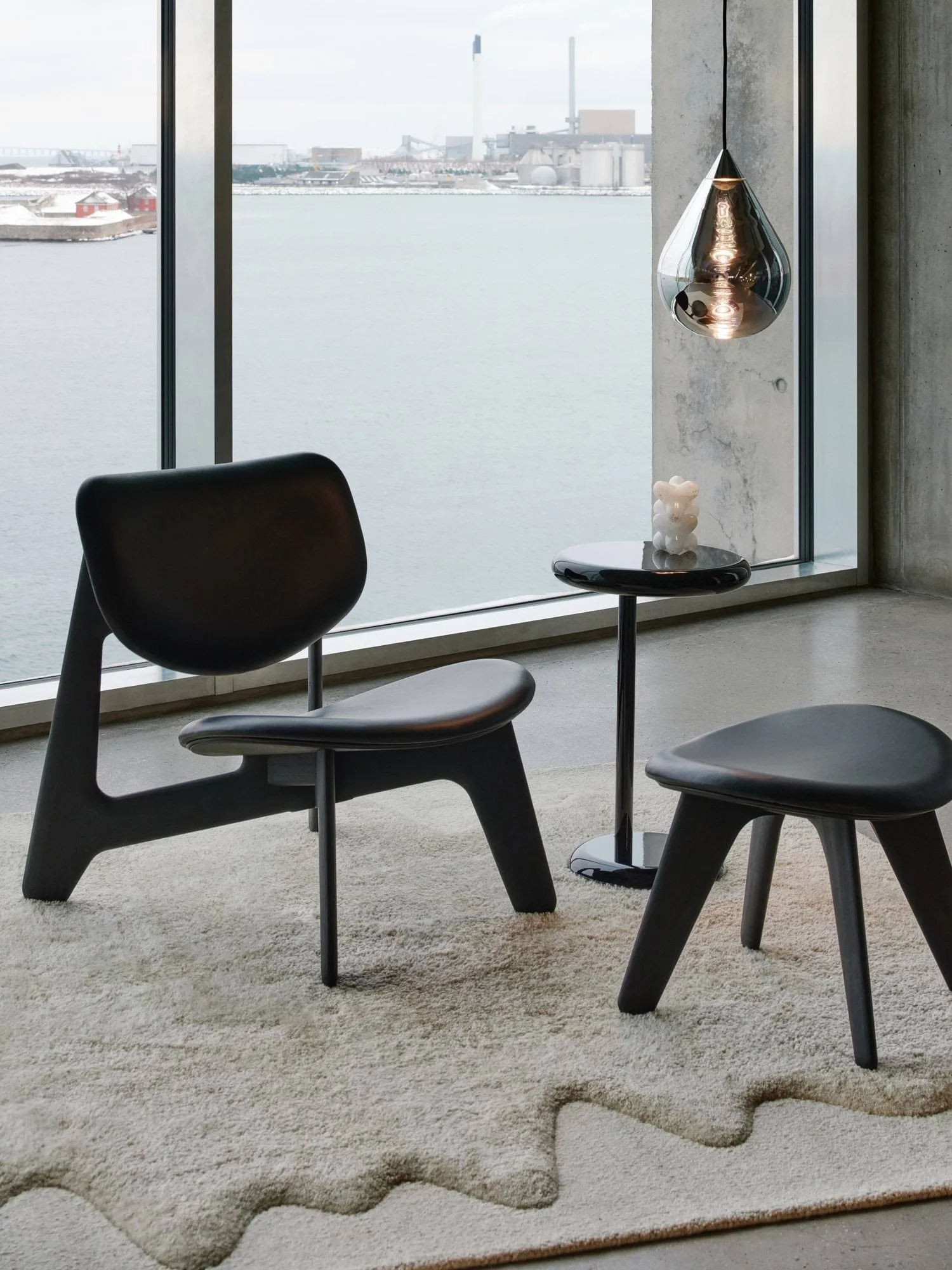 Spot sidobord, Black, Ø35x55 cm Tom Dixon