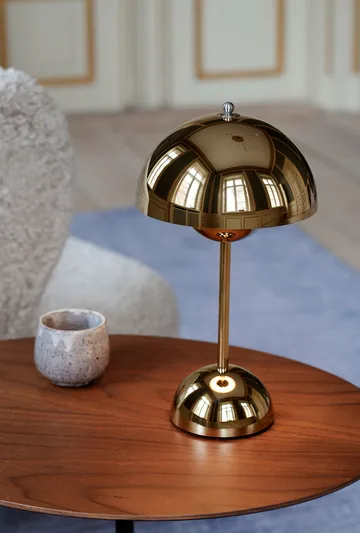 Flowerpot portabel bordslampa VP9 - Brass - &Tradition