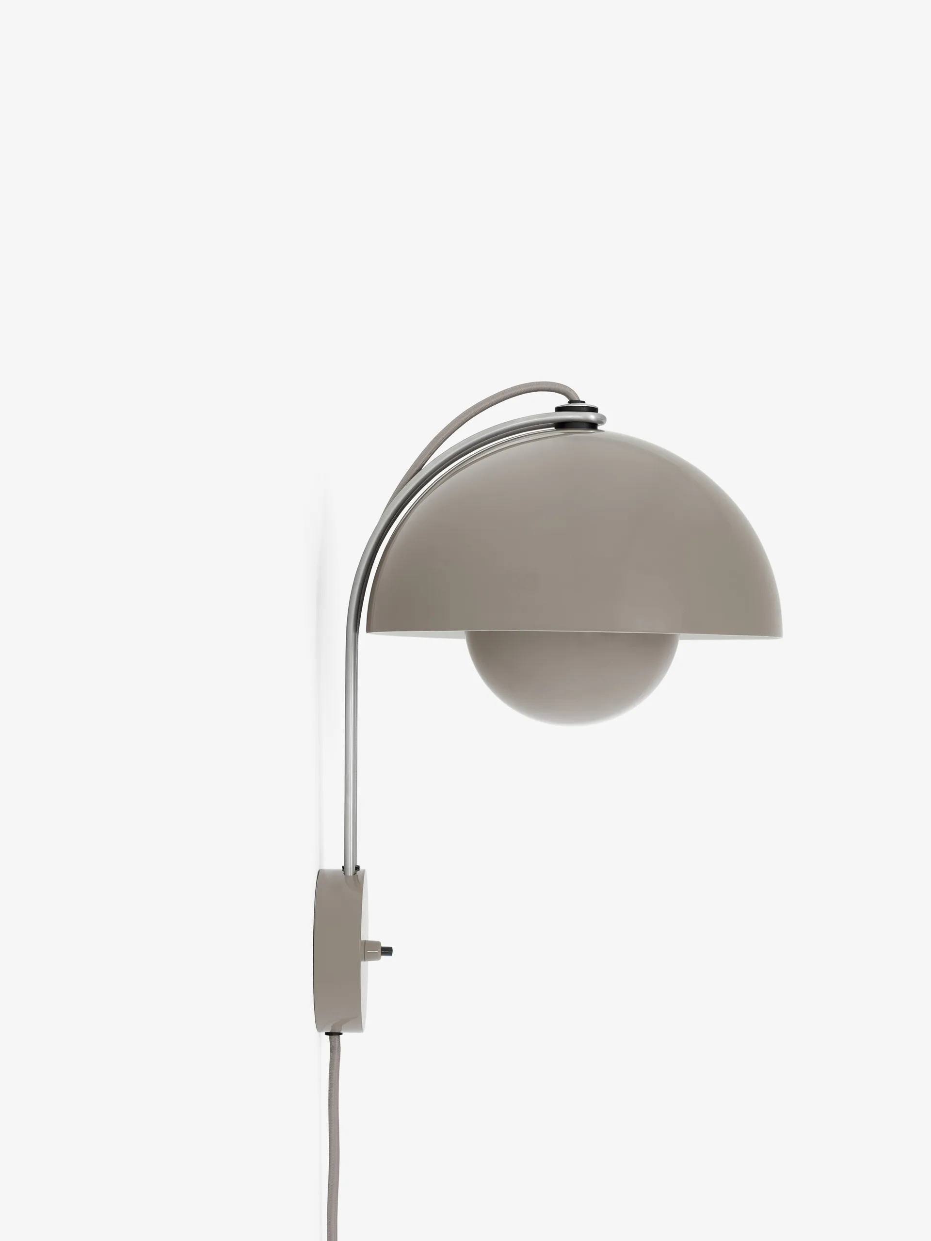 Flowerpot VP8 vägglampa, Grey beige &Tradition