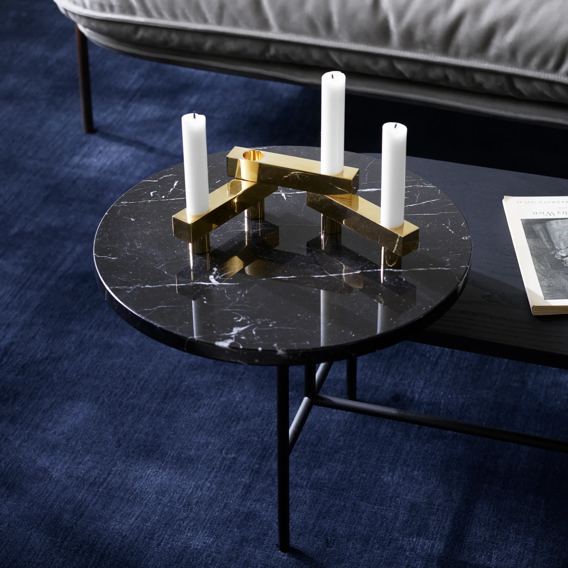 Palette soffbord JH7, svart &Tradition