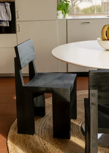 001 Dining Chair stol - Svartbetsad furu - Vaarnii