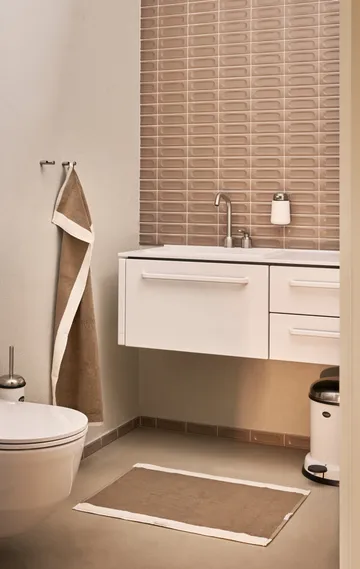 Vipp104 badhandduk - Taupe, 76x135 cm - Vipp