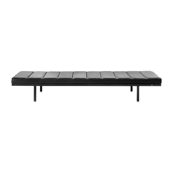 Vipp461 dagbädd 200x85x31,5 cm - Black aluminium-black leather - Vipp