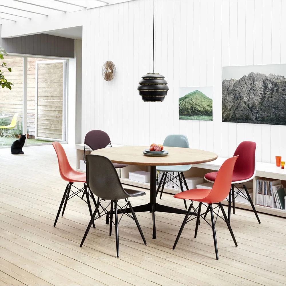 Eames plastic side chair DSW lönn klädd sits, Graphite grey-Hopsak 05 Vitra