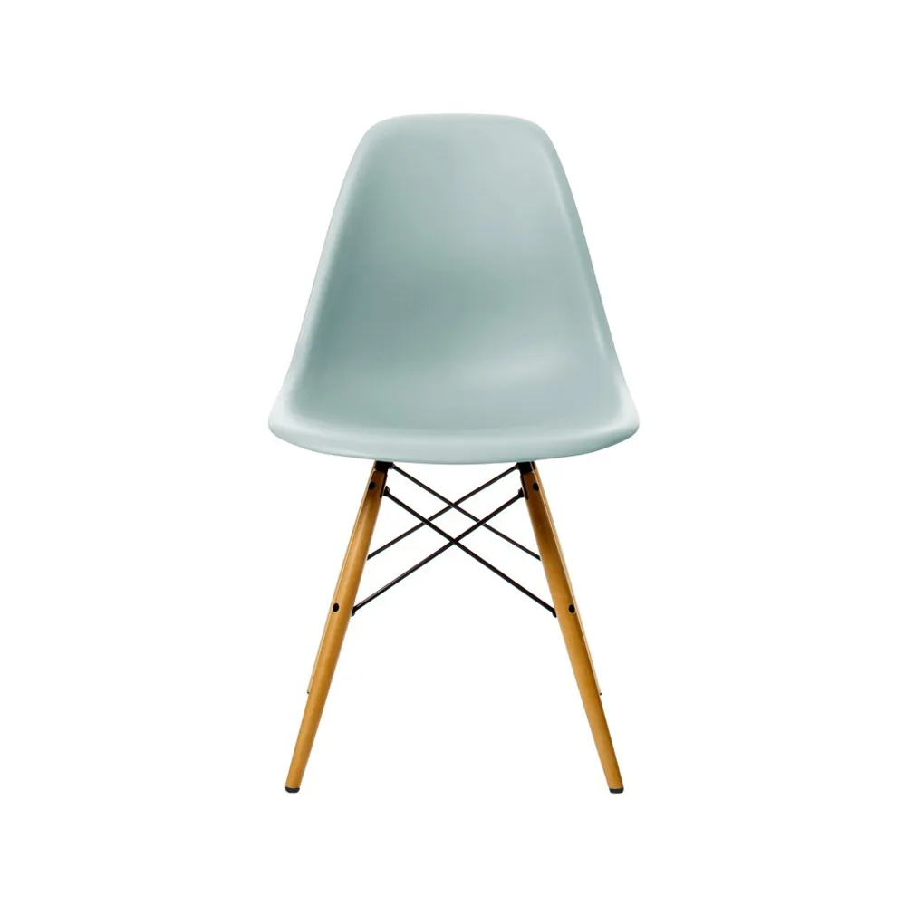 Eames Plastic Side Chair RE DSW stol, 23 ice grey-golden maple Vitra