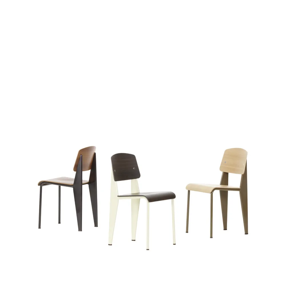 Standard stol, ek mörk, deep black Vitra