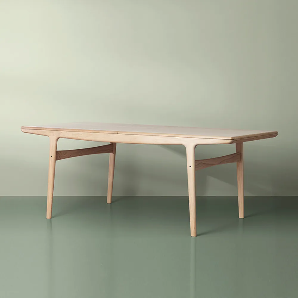 Evermore matbord, valnöt olja, 160 cm Warm Nordic