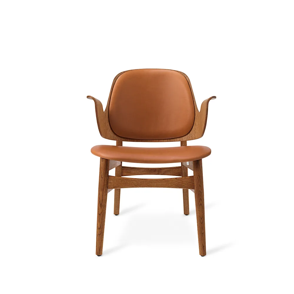 Gesture loungestol, läder silk 250 cognac, teakoljat ekstativ Warm Nordic