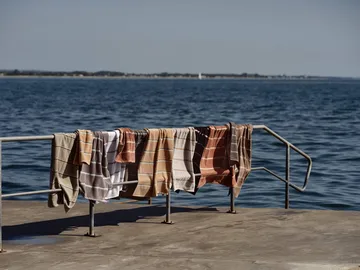 Sauna Handduk - Soft grey-eucalyptus-terracotta, 50x100 cm - Zone Denmark