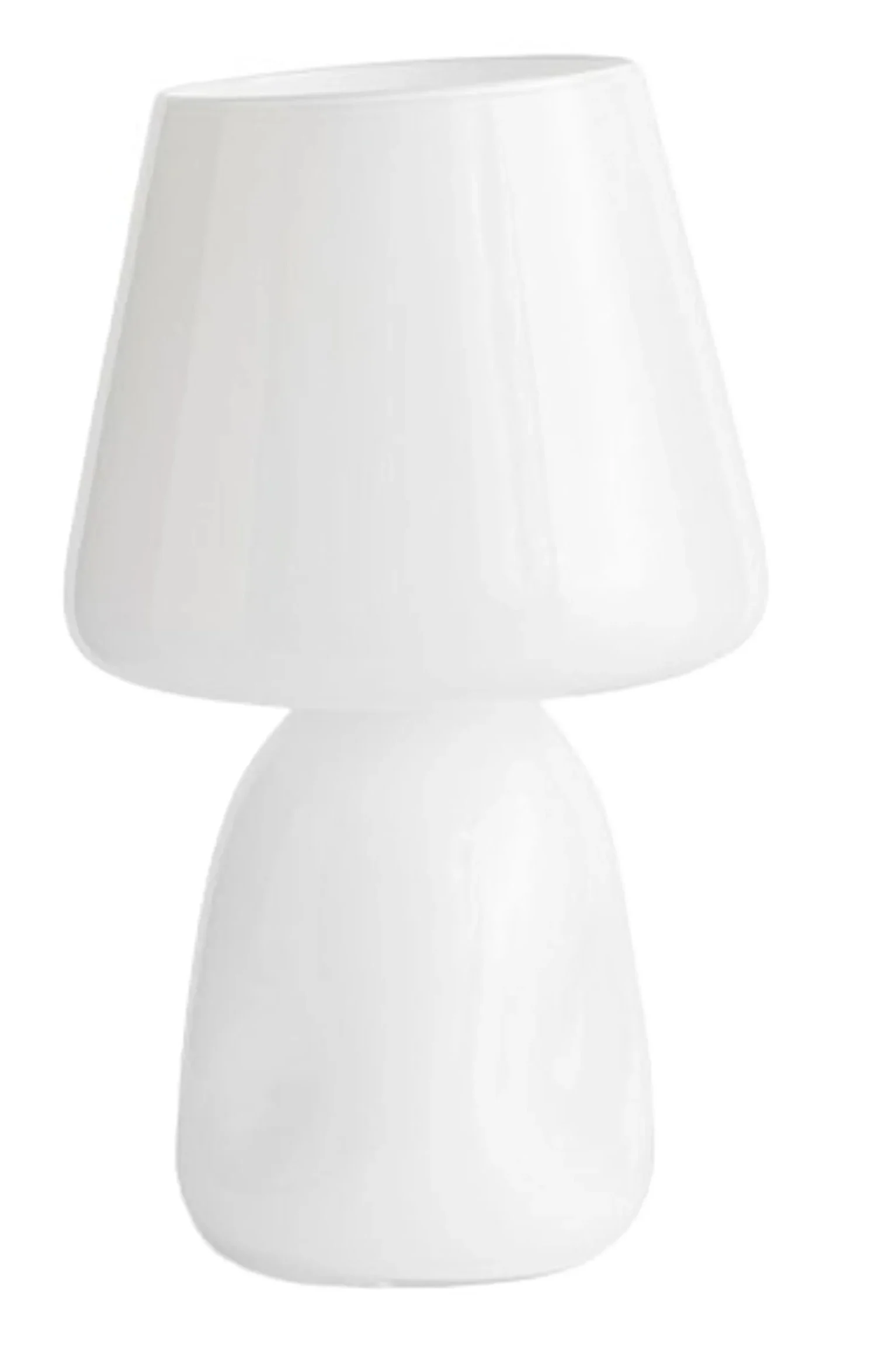 Vit, ogenomskinlig bordslampa formad som en svamp, med rund bas och bred, konisk skärm.